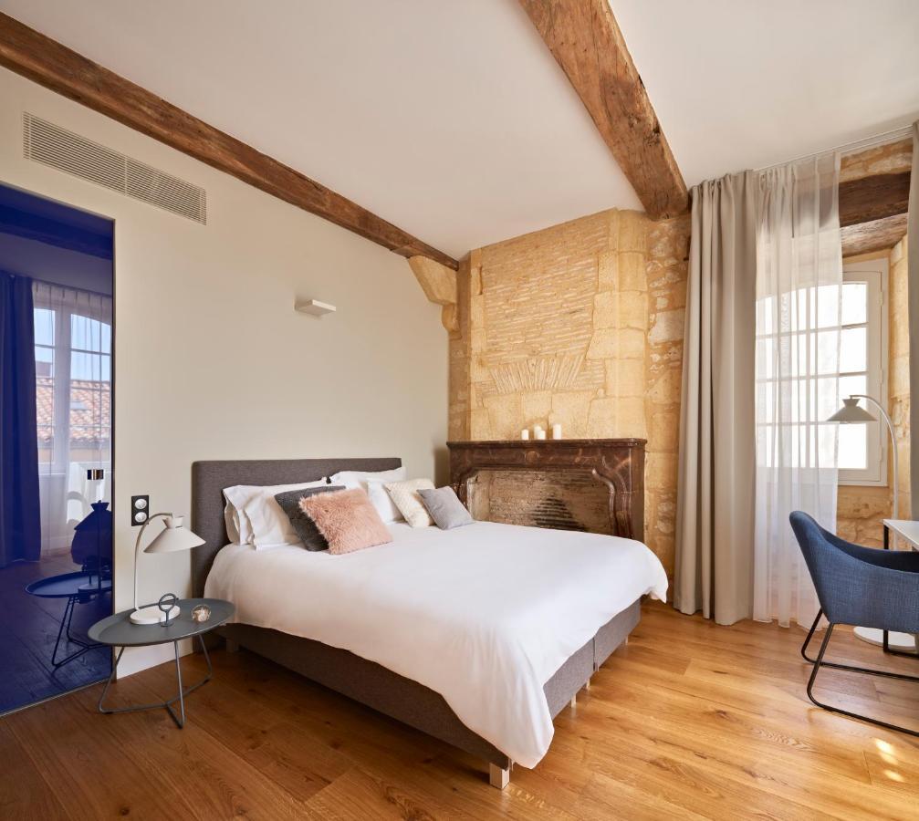 Hotel Le Chevalier Bleu Монпазие Екстериор снимка