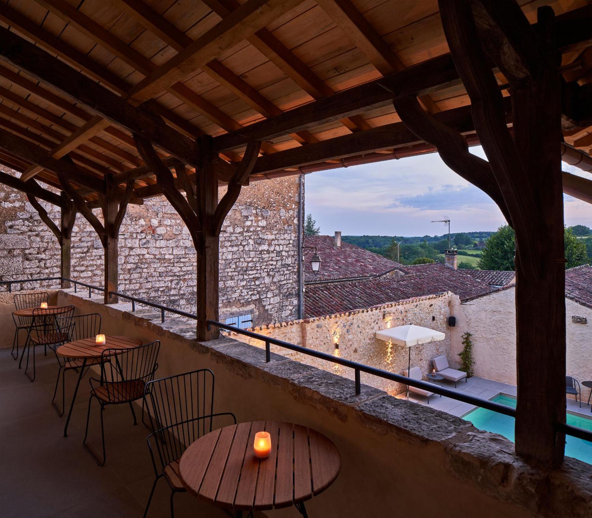 Hotel Le Chevalier Bleu Монпазие Екстериор снимка
